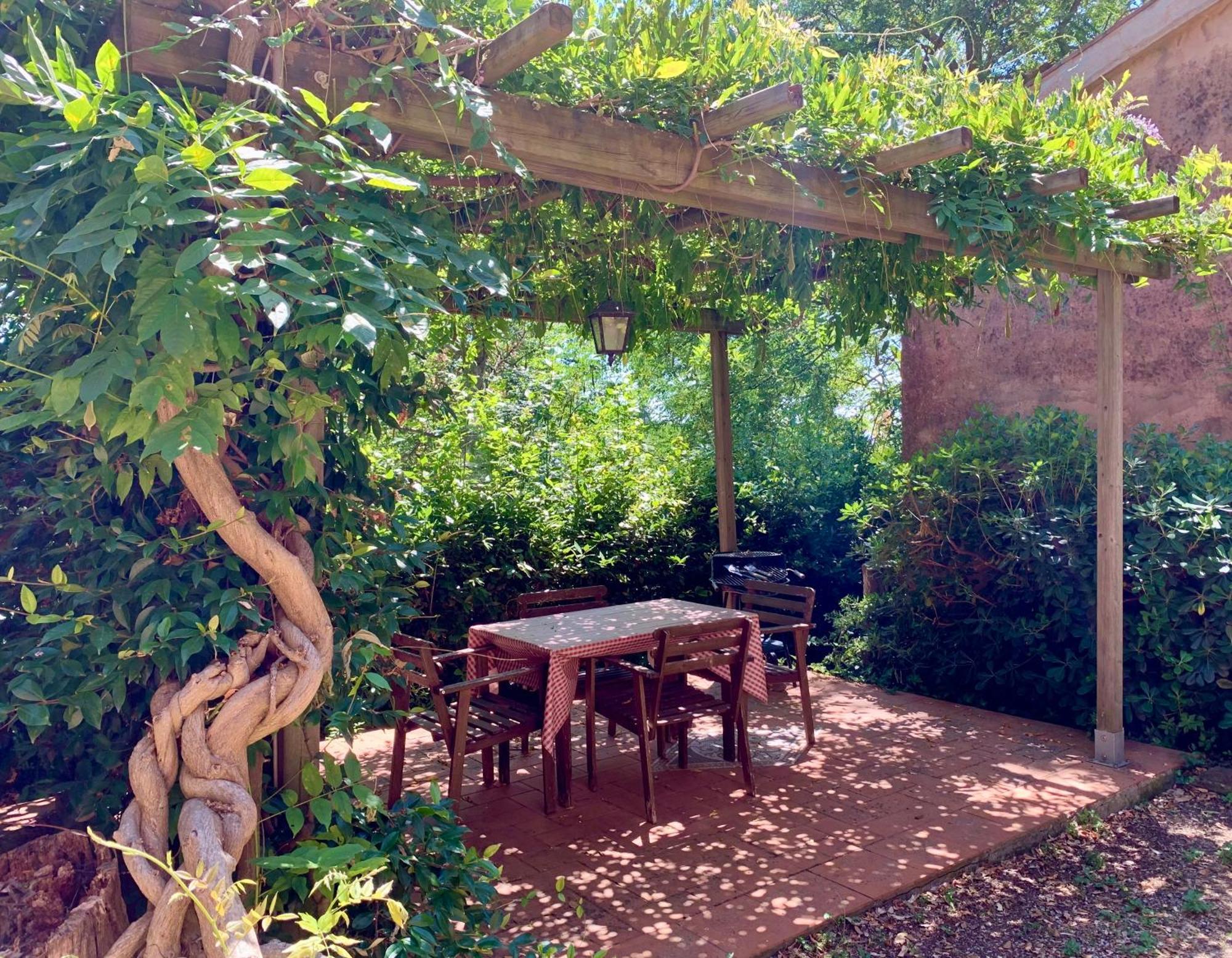 Agriturismo Fattoria La Prugnola Montescudaio Exteriör bild