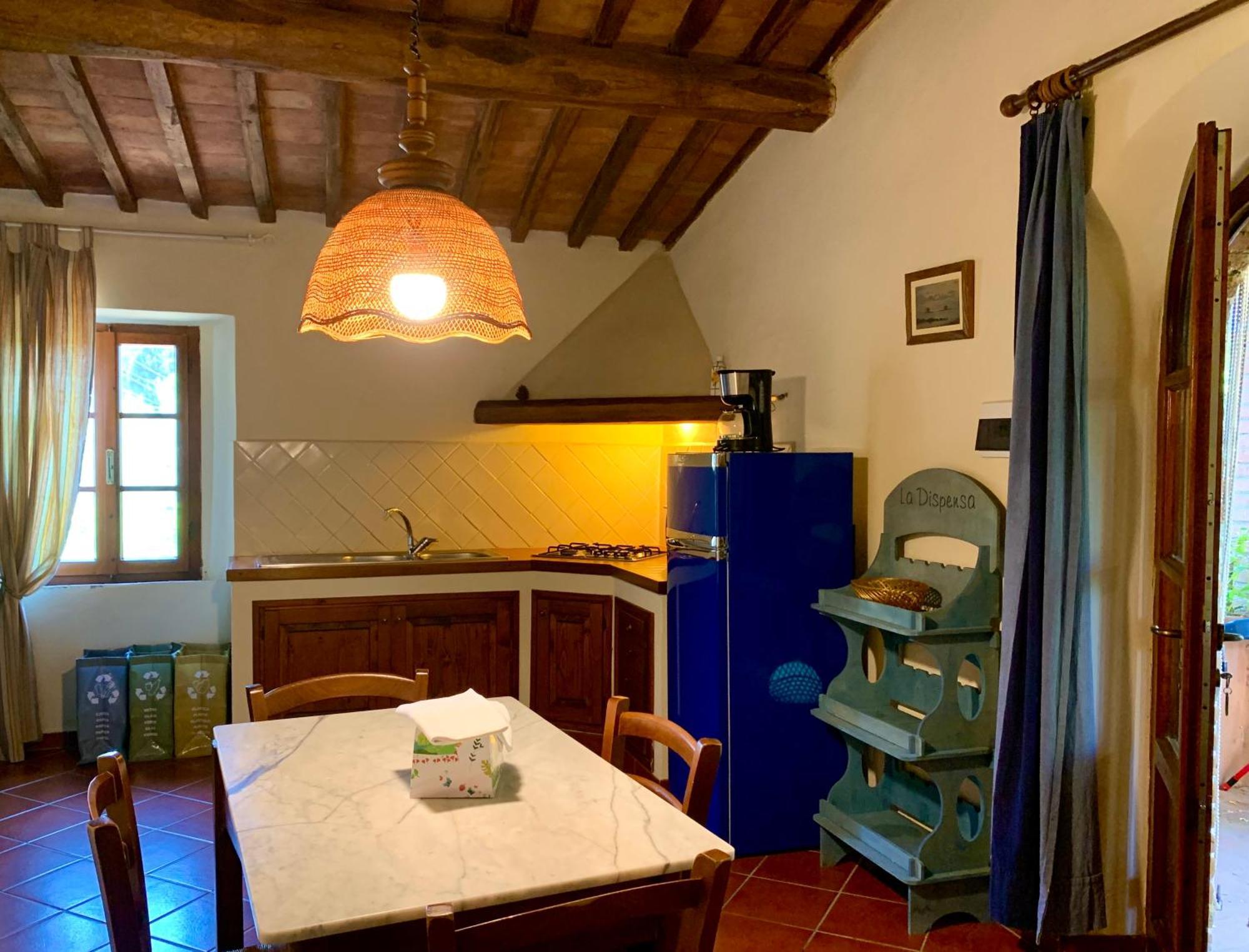 Agriturismo Fattoria La Prugnola Montescudaio Rum bild