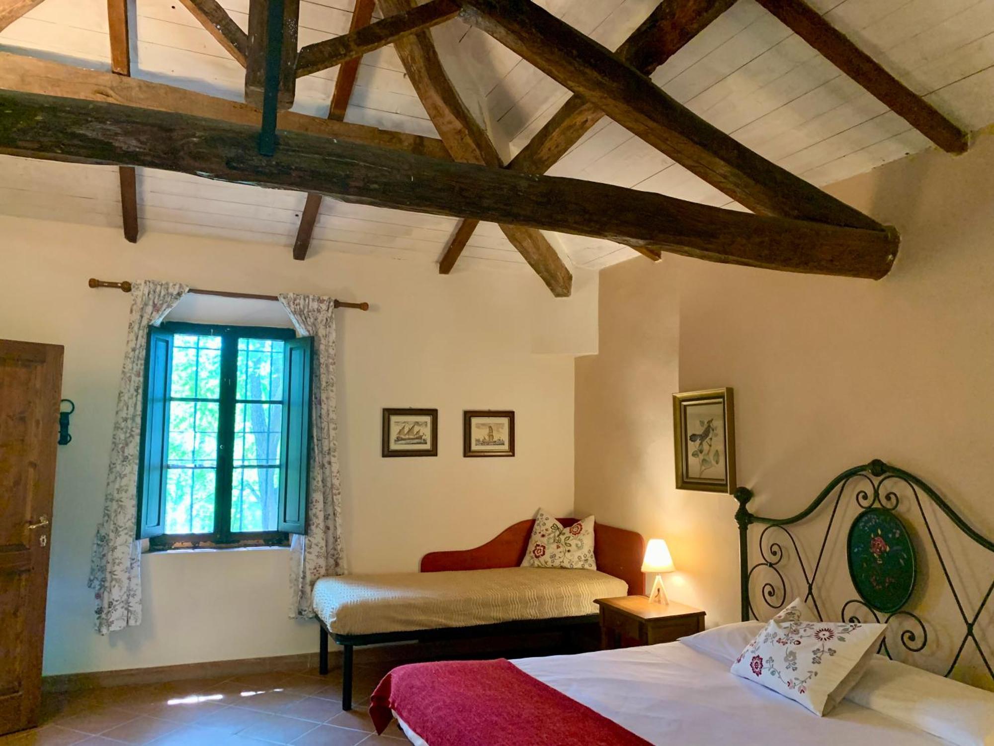 Agriturismo Fattoria La Prugnola Montescudaio Rum bild