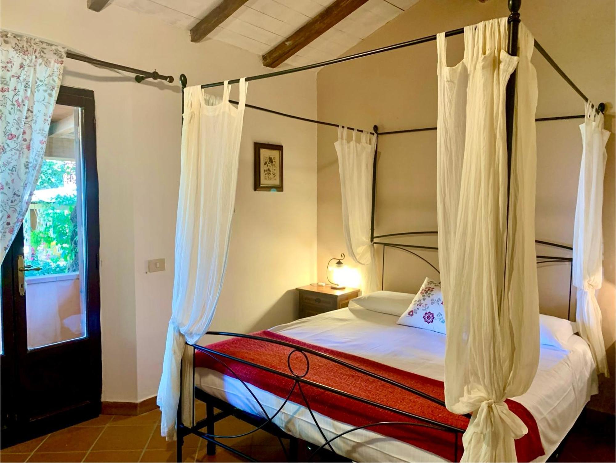 Agriturismo Fattoria La Prugnola Montescudaio Rum bild