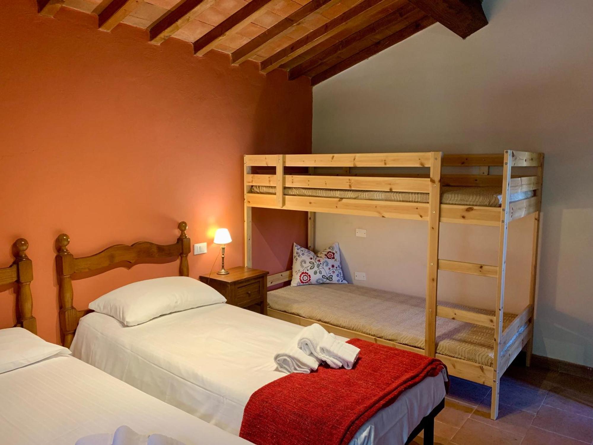 Agriturismo Fattoria La Prugnola Montescudaio Rum bild